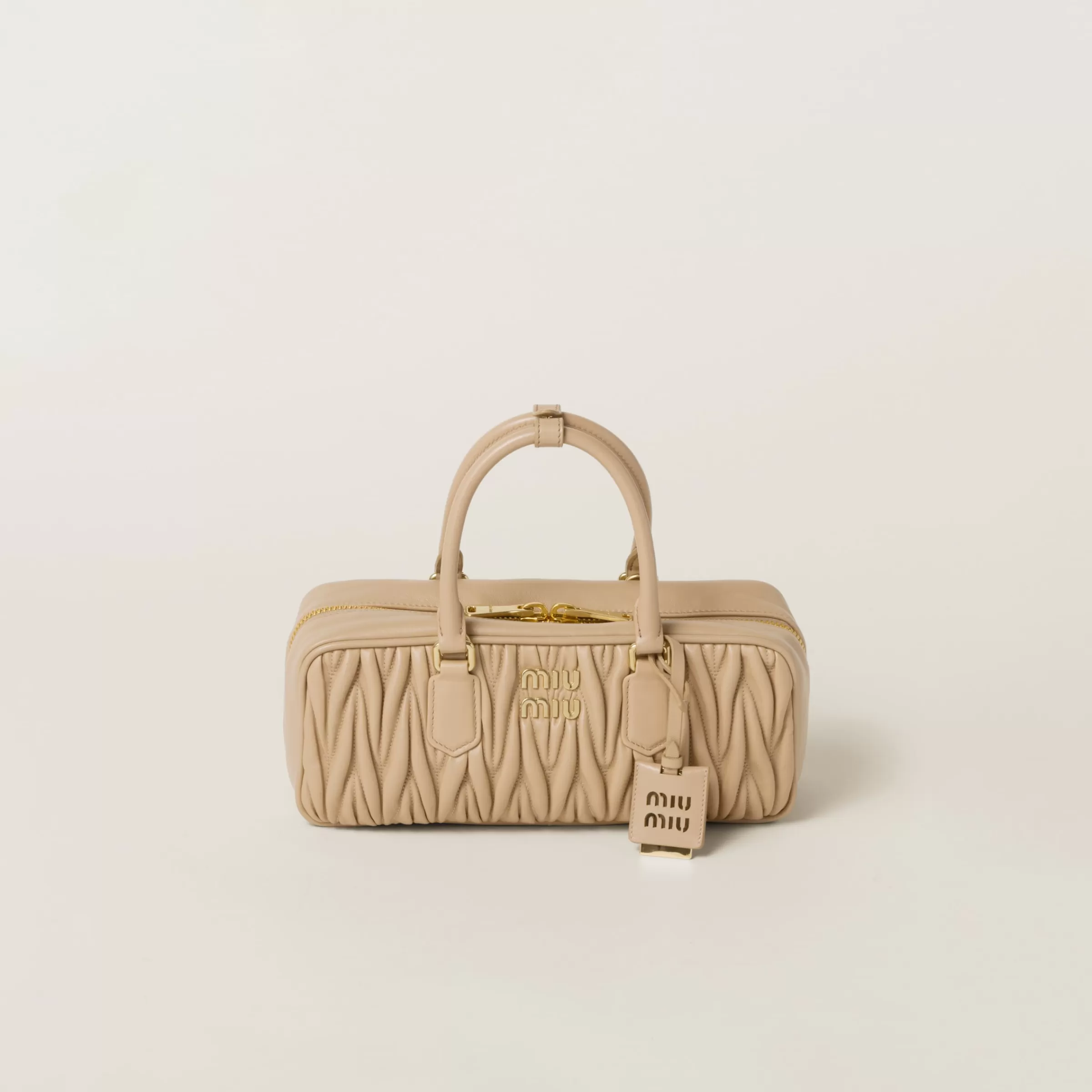 Arcadie matelassé nappa leather bag>Miu Miu Flash Sale