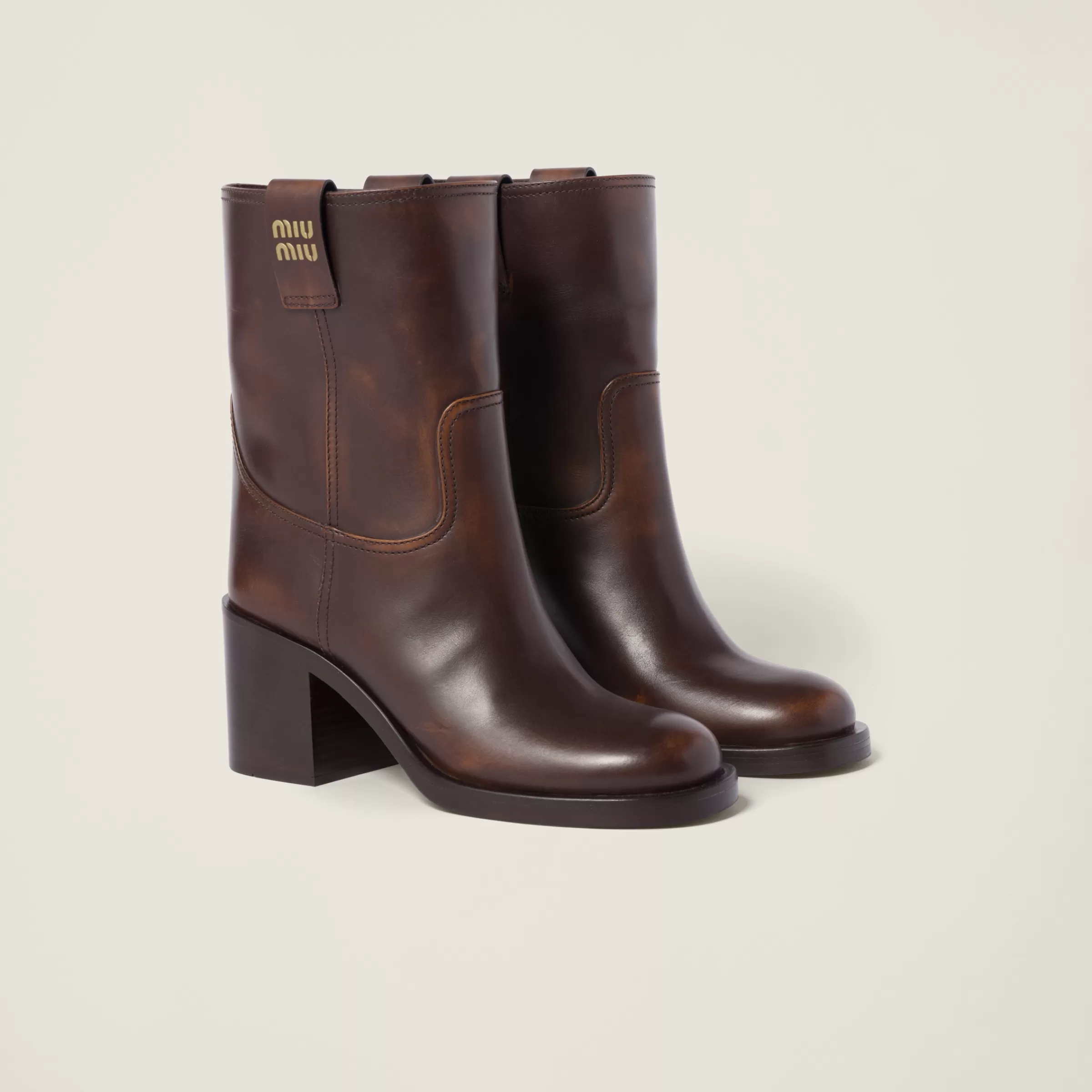 Fumé leather booties>Miu Miu Outlet