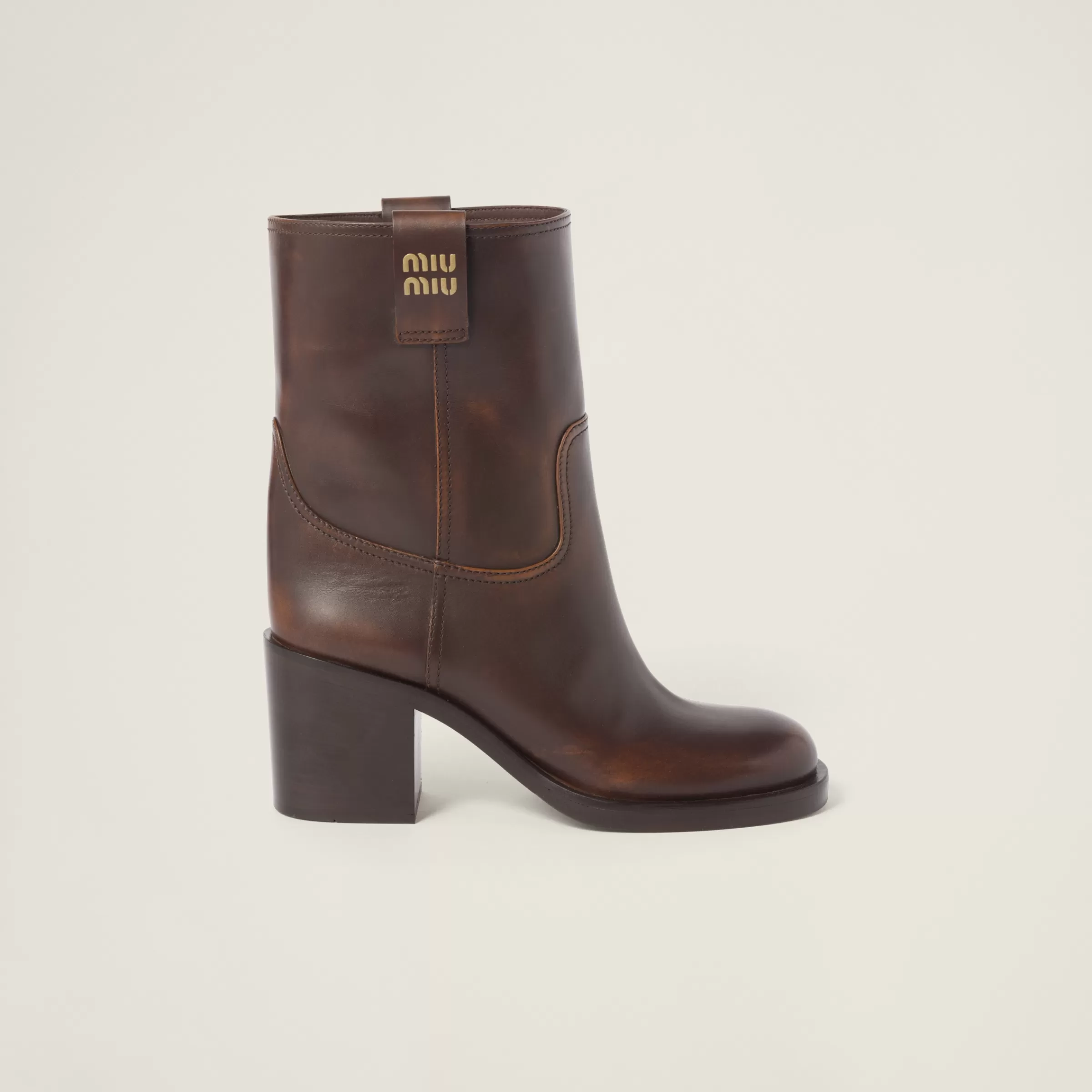 Fumé leather booties>Miu Miu Outlet