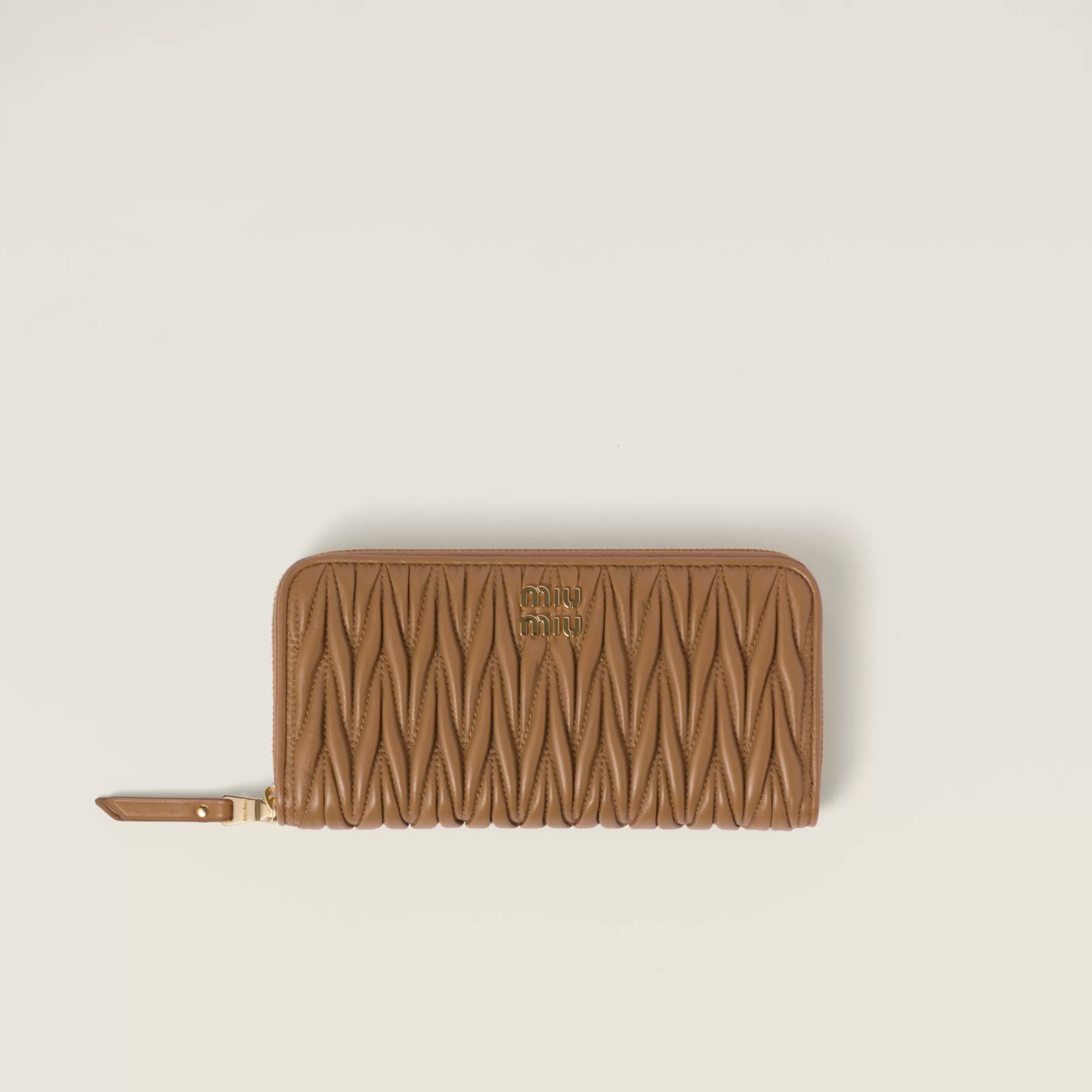 Large matelassé nappa leather wallet>Miu Miu Cheap