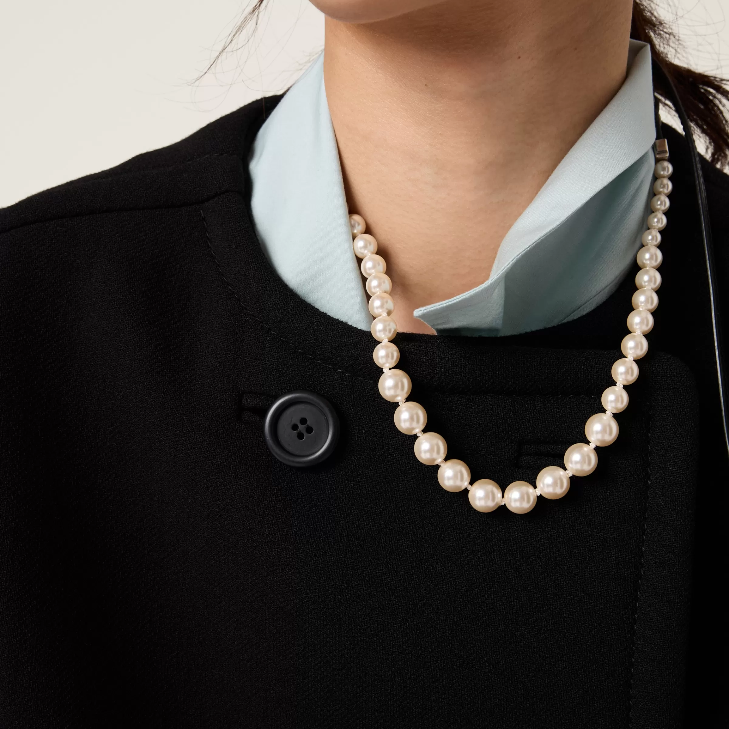 Leather and glass bead necklace>Miu Miu Shop