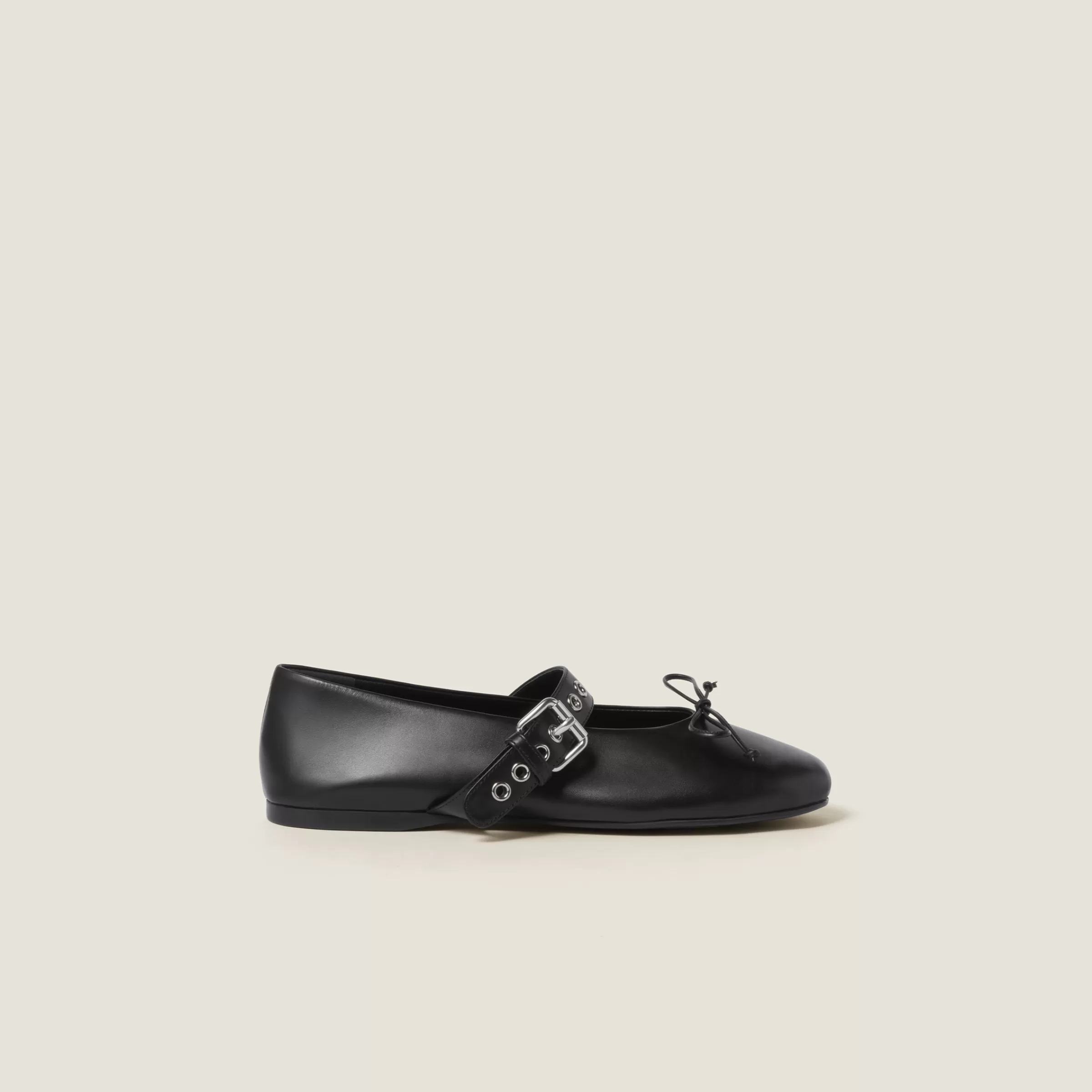 Leather ballerinas>Miu Miu Fashion