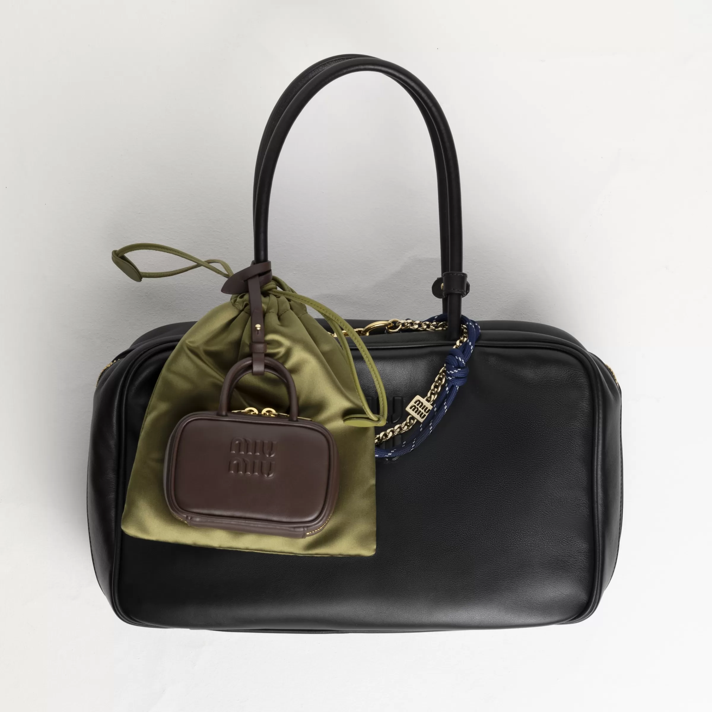 Leather micro bag>Miu Miu Best