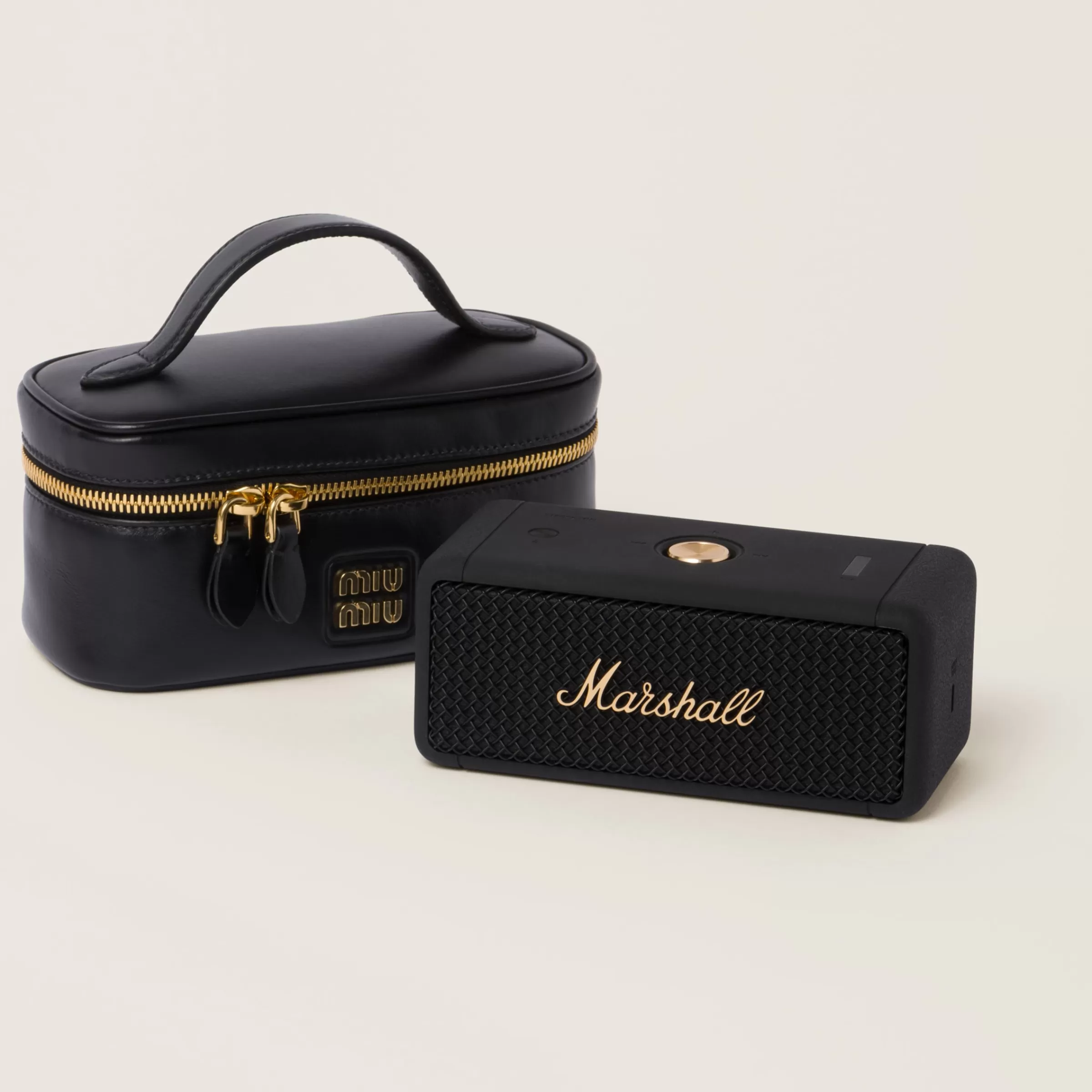 Marshall X speaker with leather case>Miu Miu Store