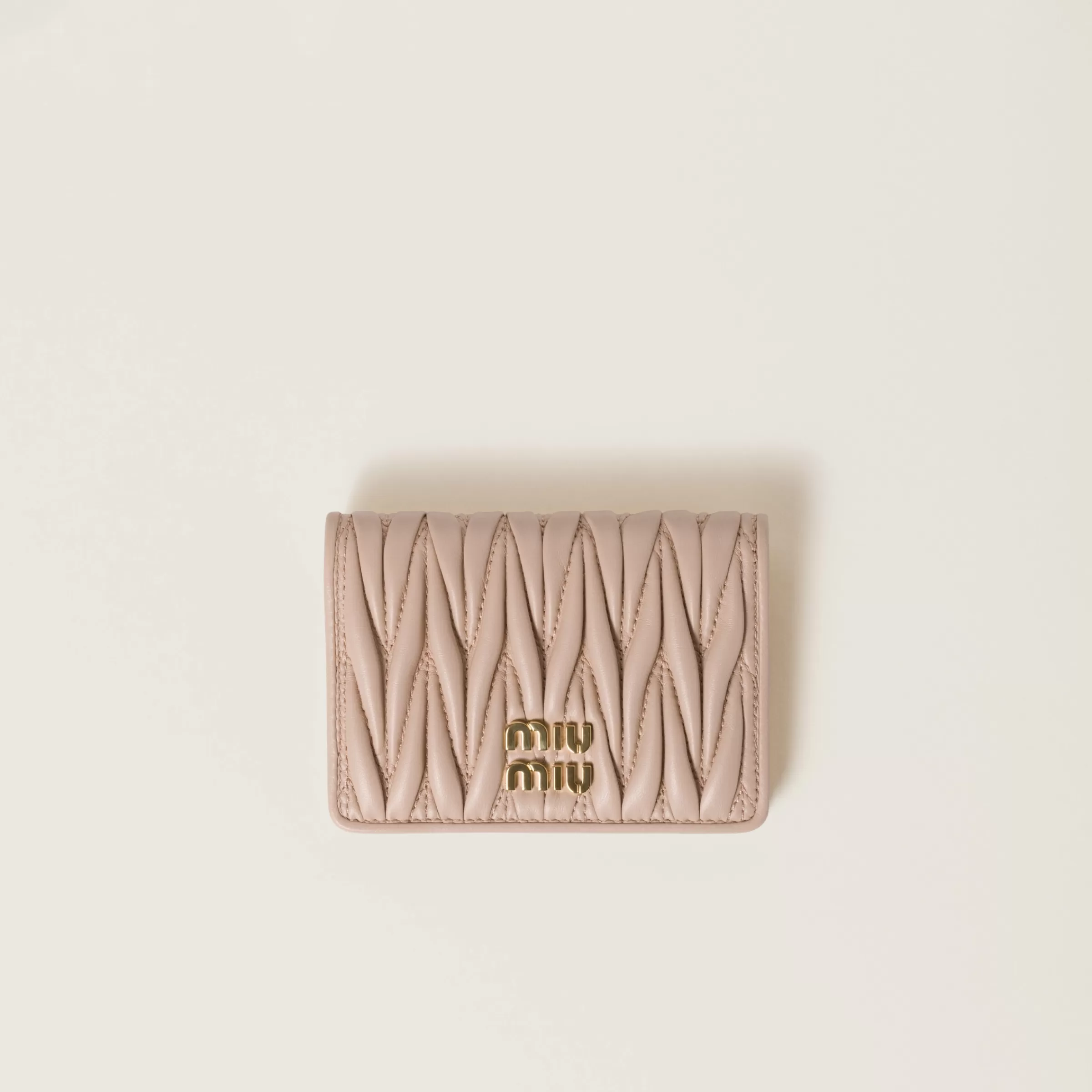 Matelassé nappa leather card holder>Miu Miu Fashion