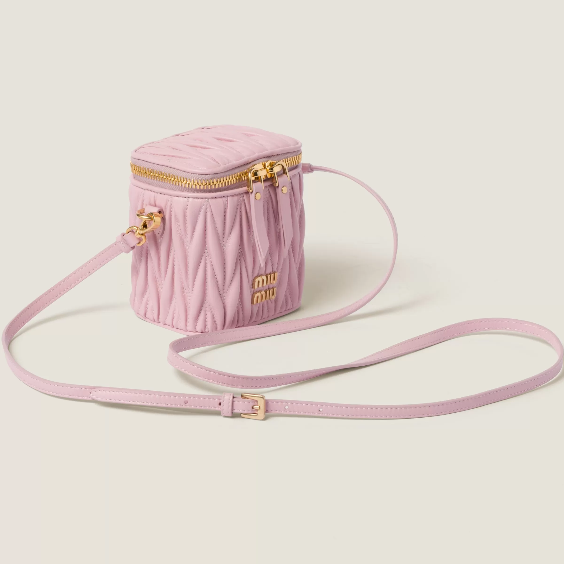 Matelassé nappa leather micro bag>Miu Miu Fashion