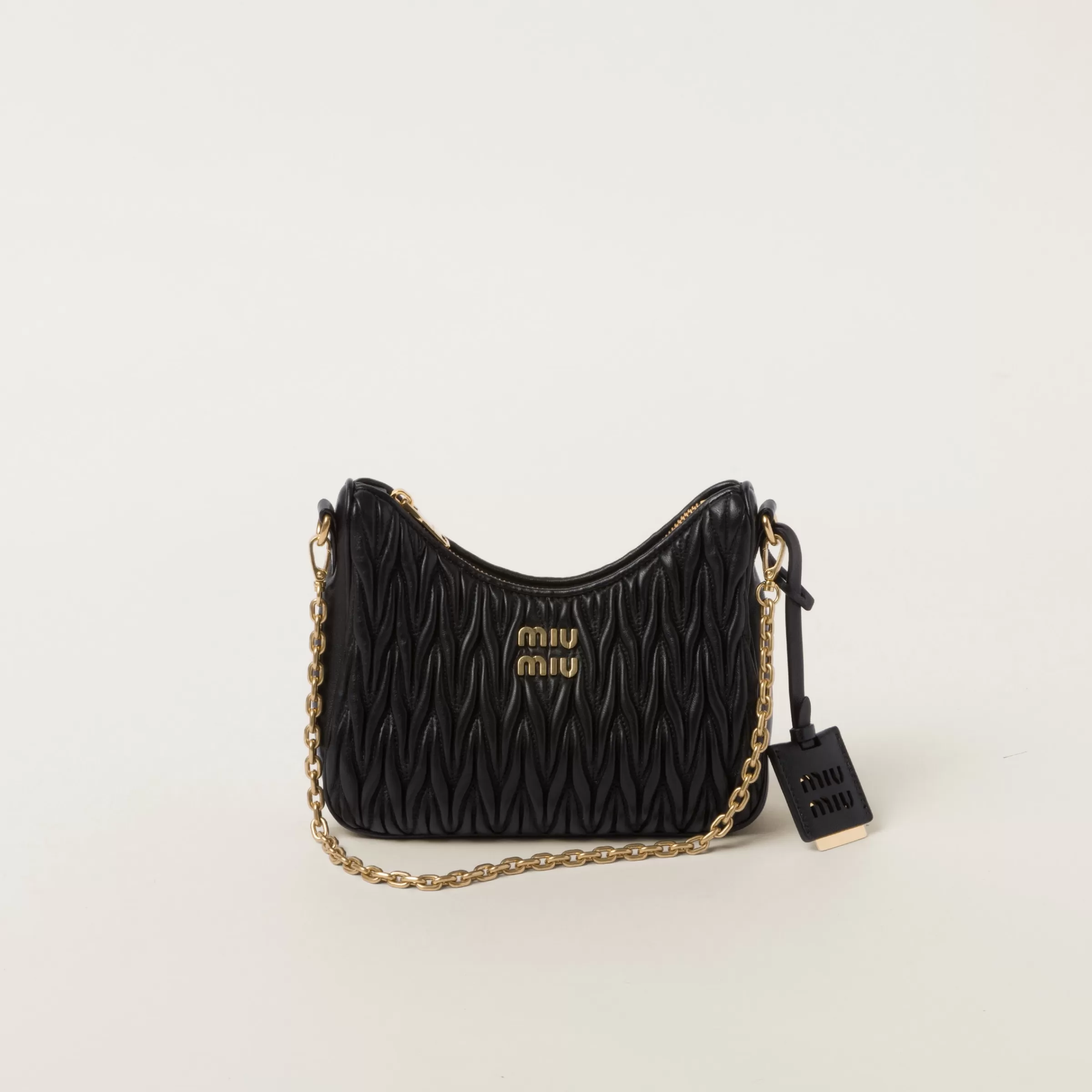 Matelassé nappa leather shoulder bag>Miu Miu Fashion