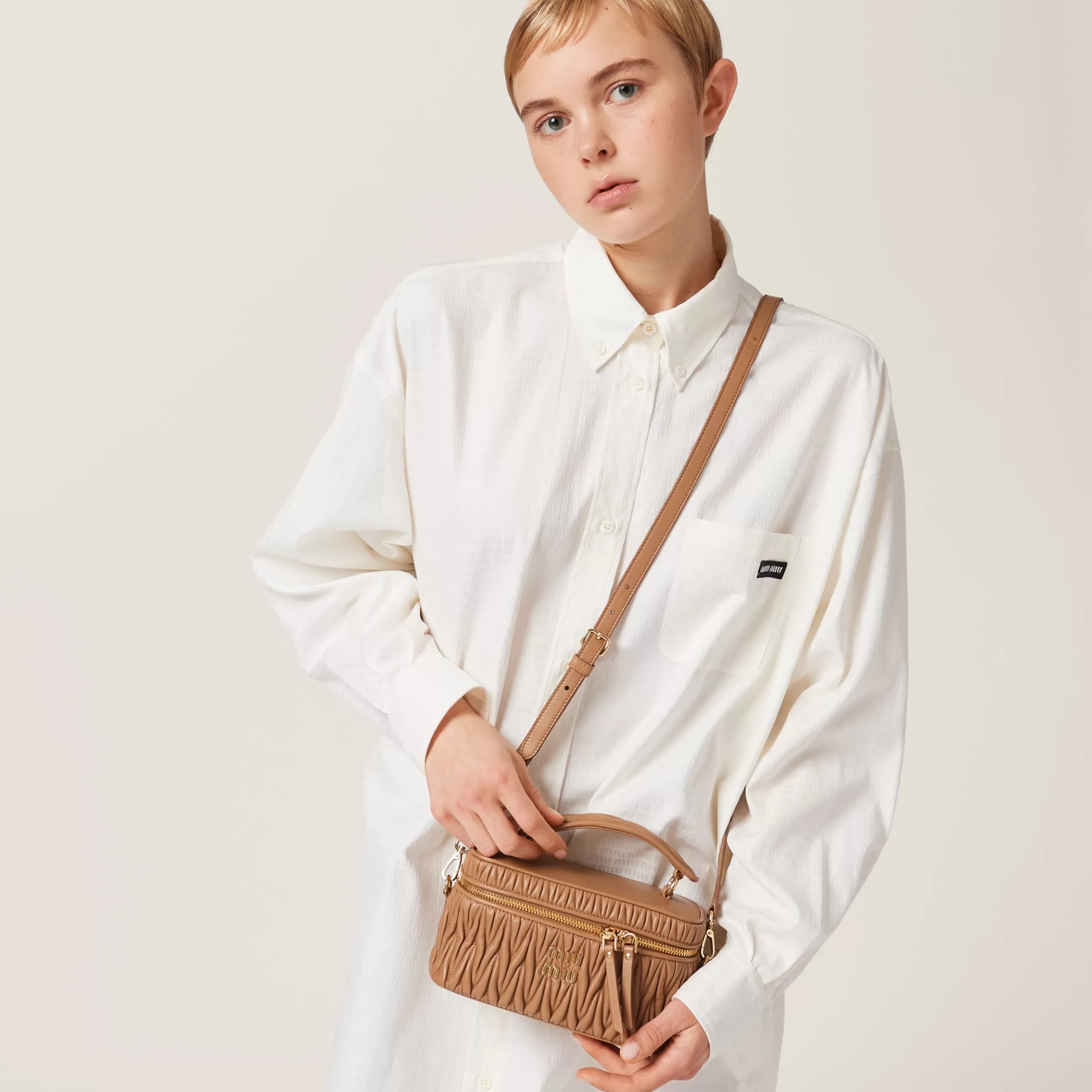 Matelassé nappa leather shoulder bag>Miu Miu Cheap