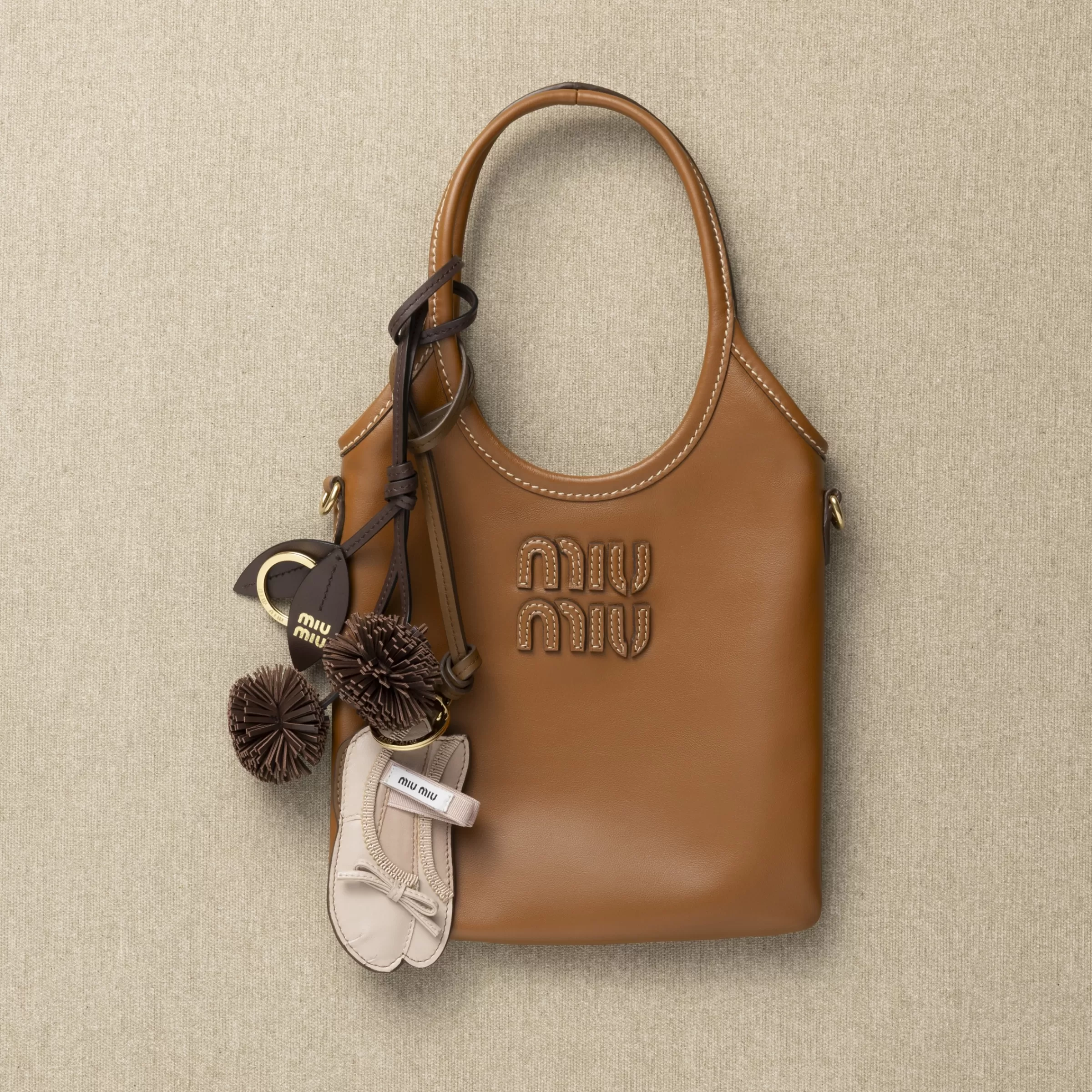 Miu Ballet leather keychain trick>Miu Miu Best