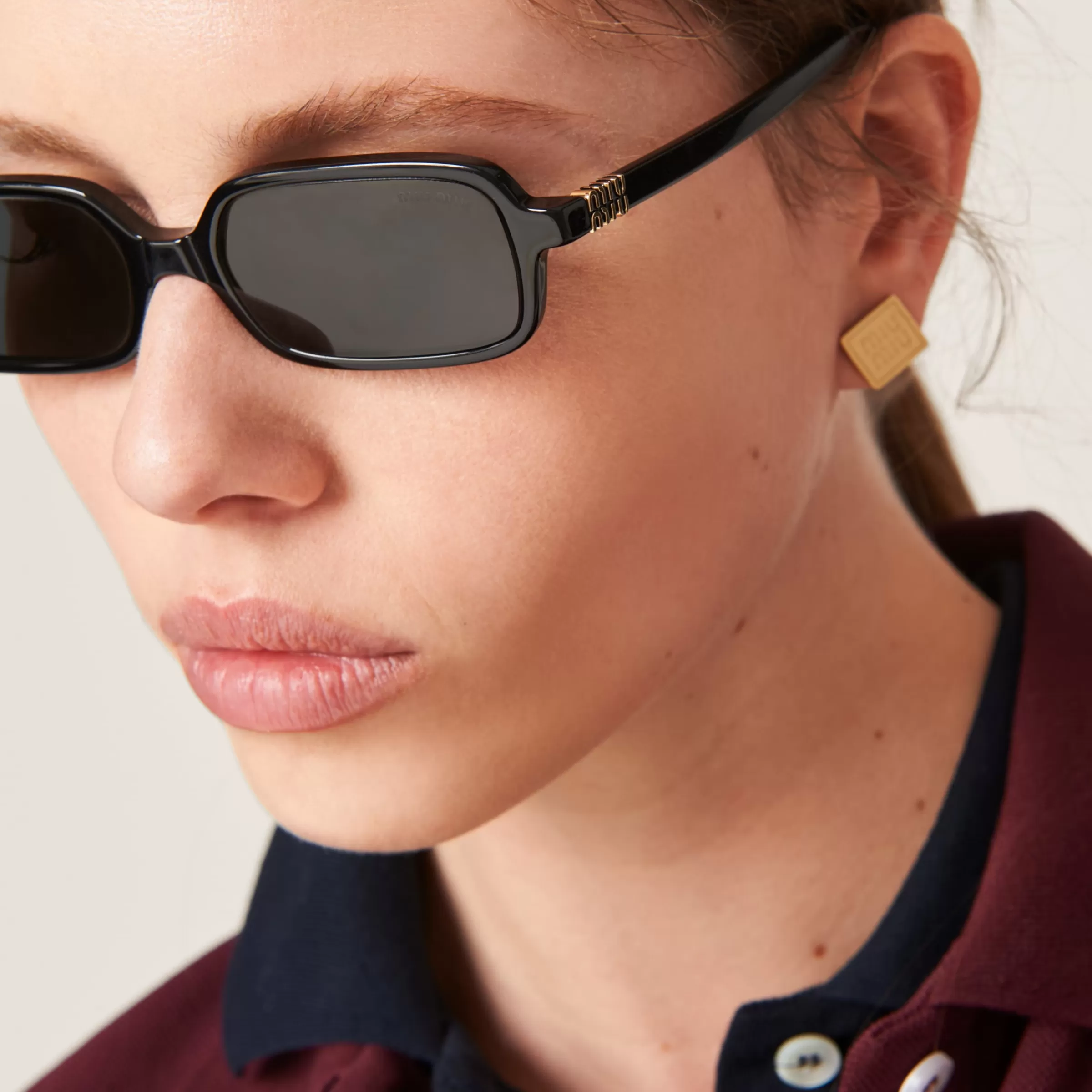 Miu Regard sunglasses>Miu Miu Store