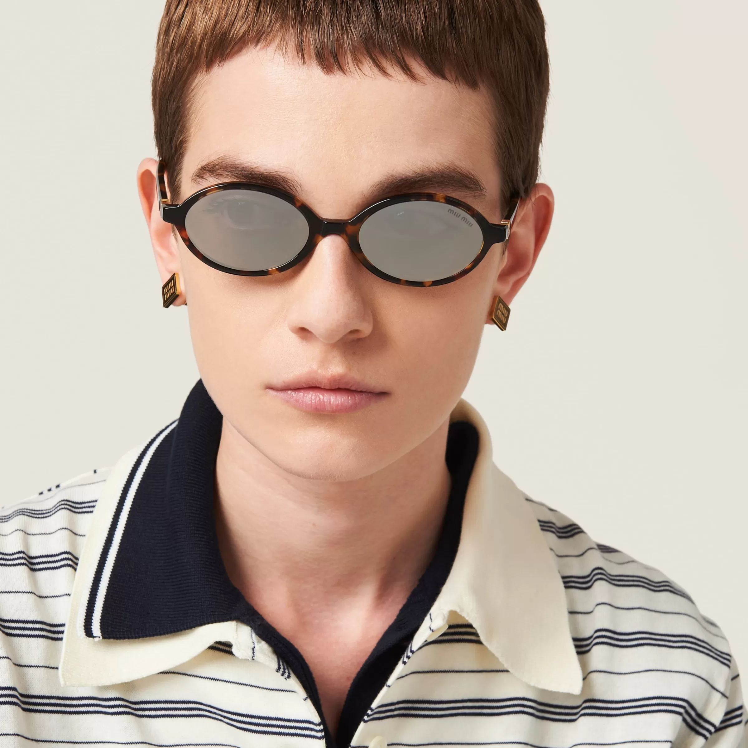 Miu Regard sunglasses>Miu Miu Outlet