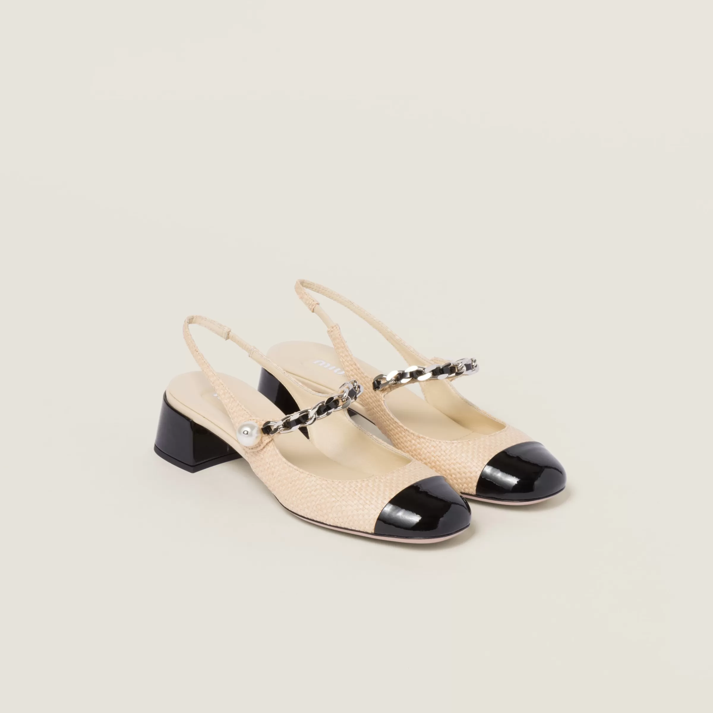 Patent leather and raffia slingback pumps>Miu Miu Flash Sale